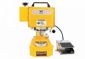 Grommet,eyelet attaching machine